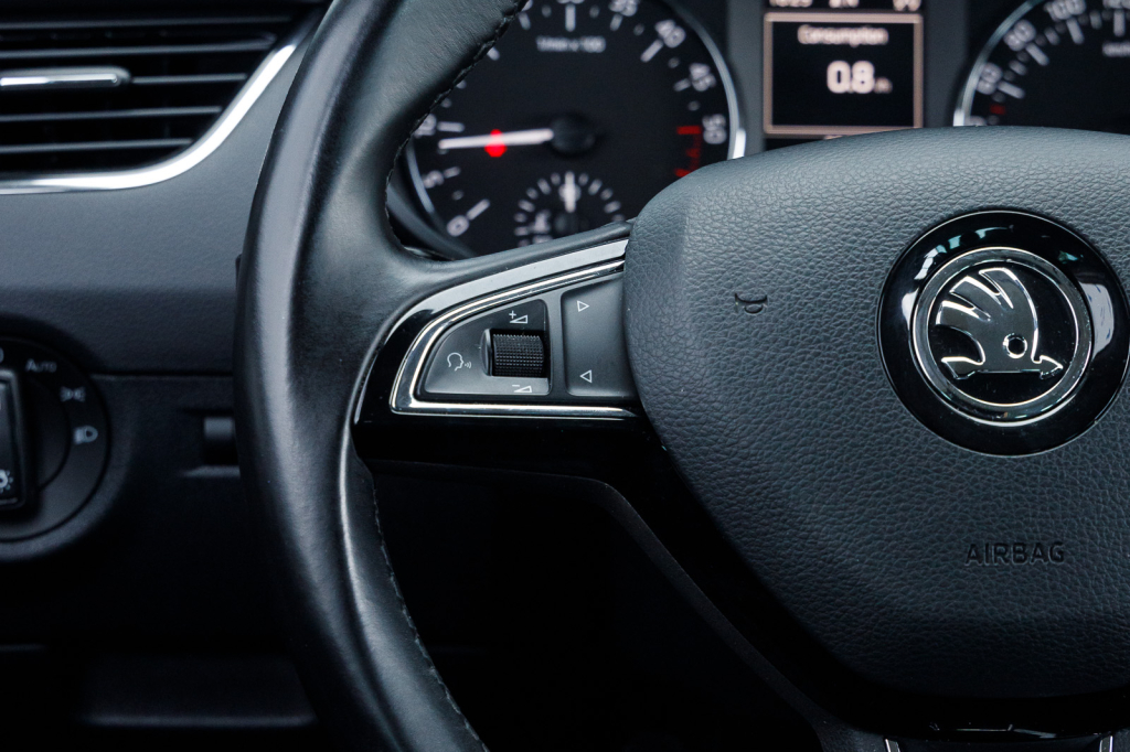 Skoda Octavia A7 2015 photo 21