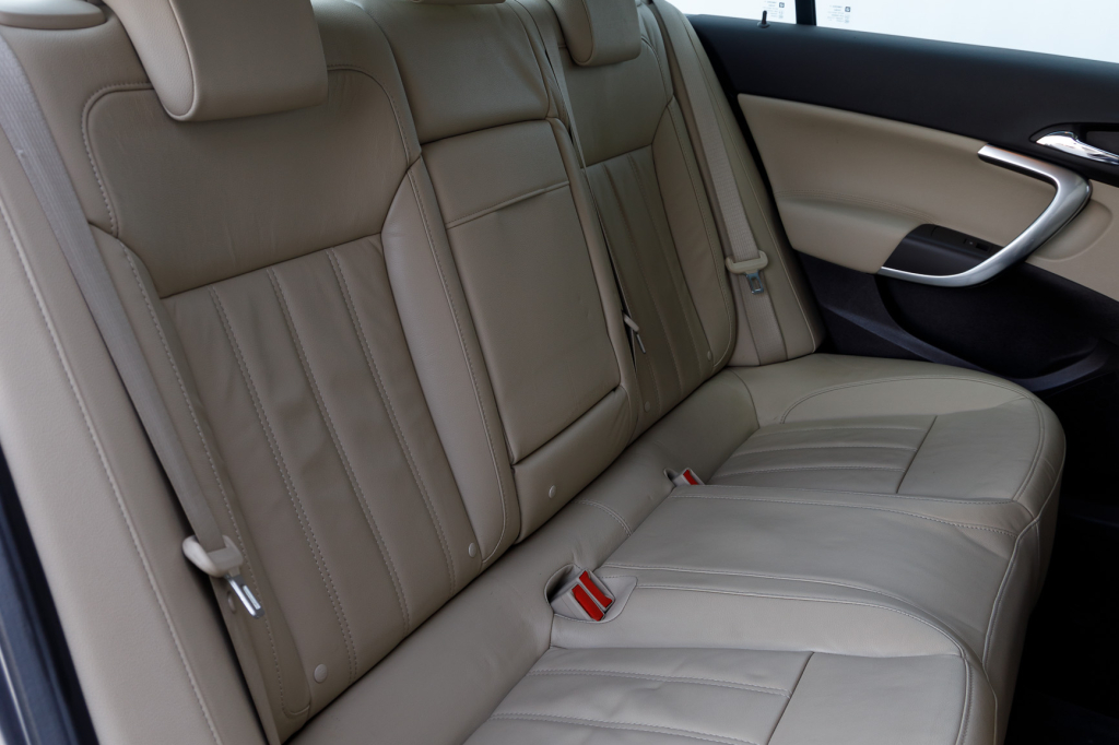 Opel Insignia фото 27