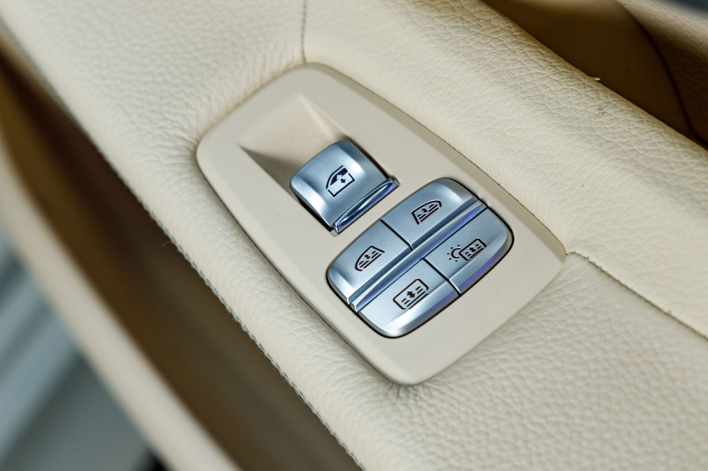 BMW 740 2016 фото 60