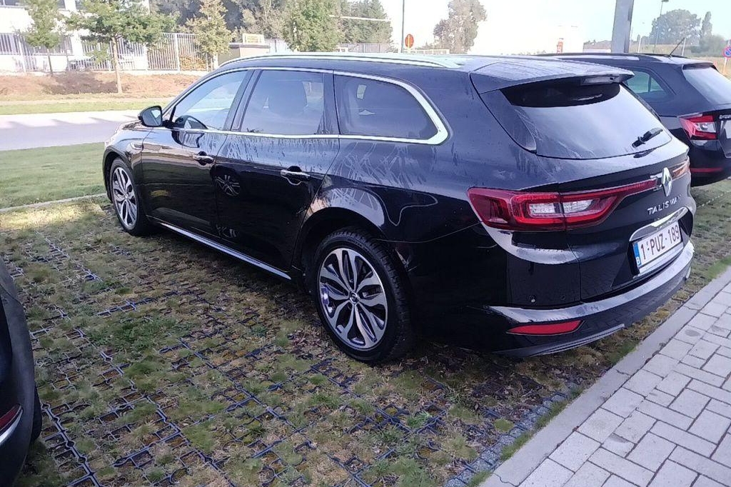 Renault Talisman Grand tour 2016 фото 28