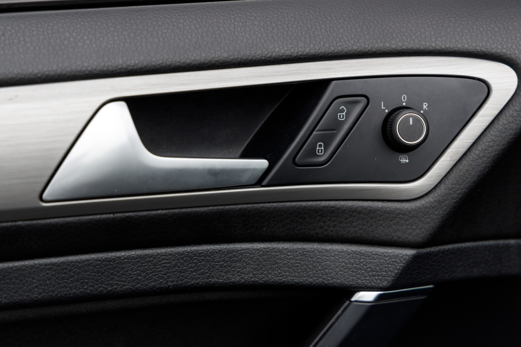 Volkswagen Golf VII фото 15