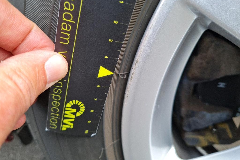 Audi A4 2017 фото 17