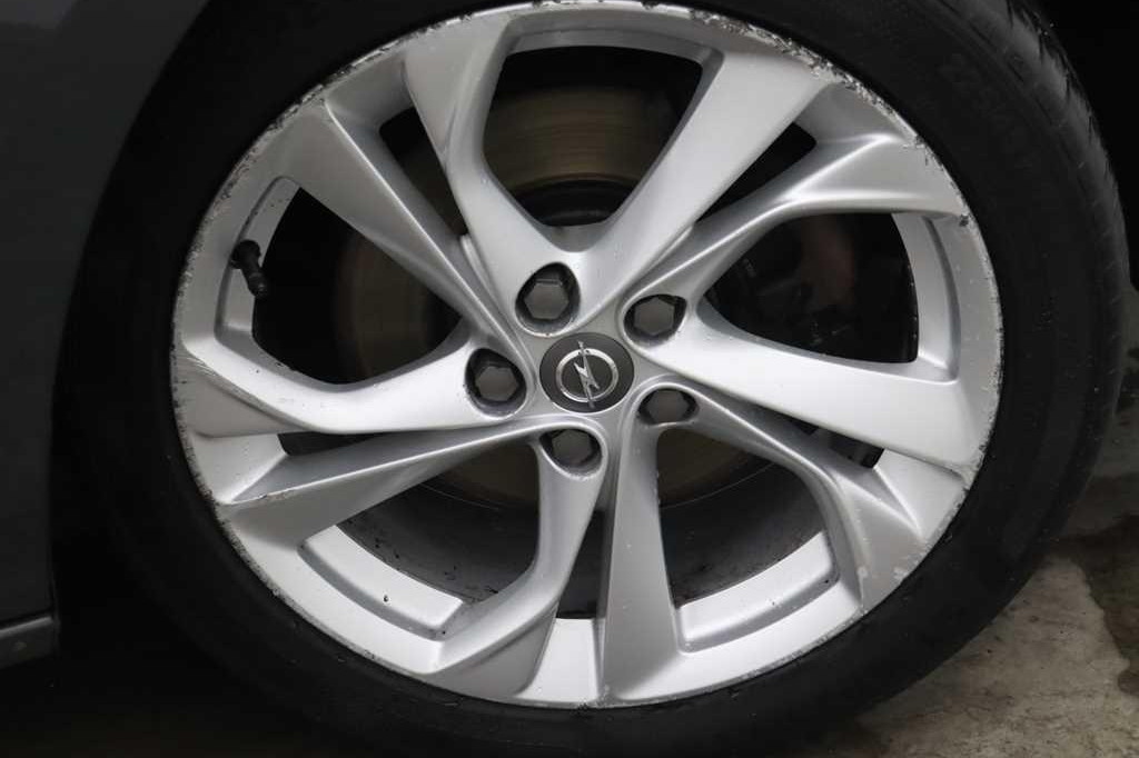 Opel Astra Sports Tourer 2016 фото 17