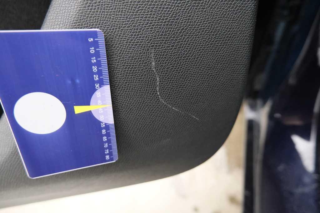 Peugeot 308 2016 фото 13