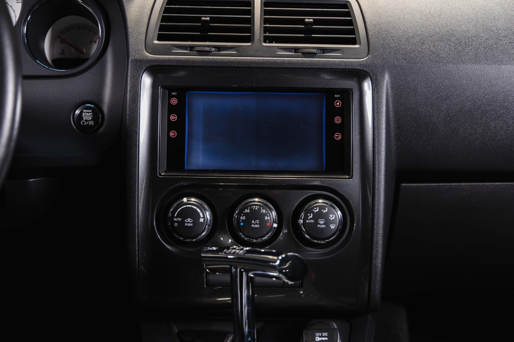 Dodge Challenger 2013 фото 26