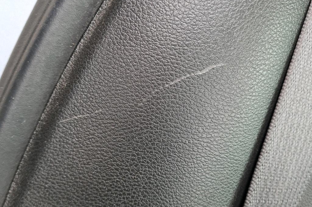 Opel Astra Sports Tourer 2016 фото 15