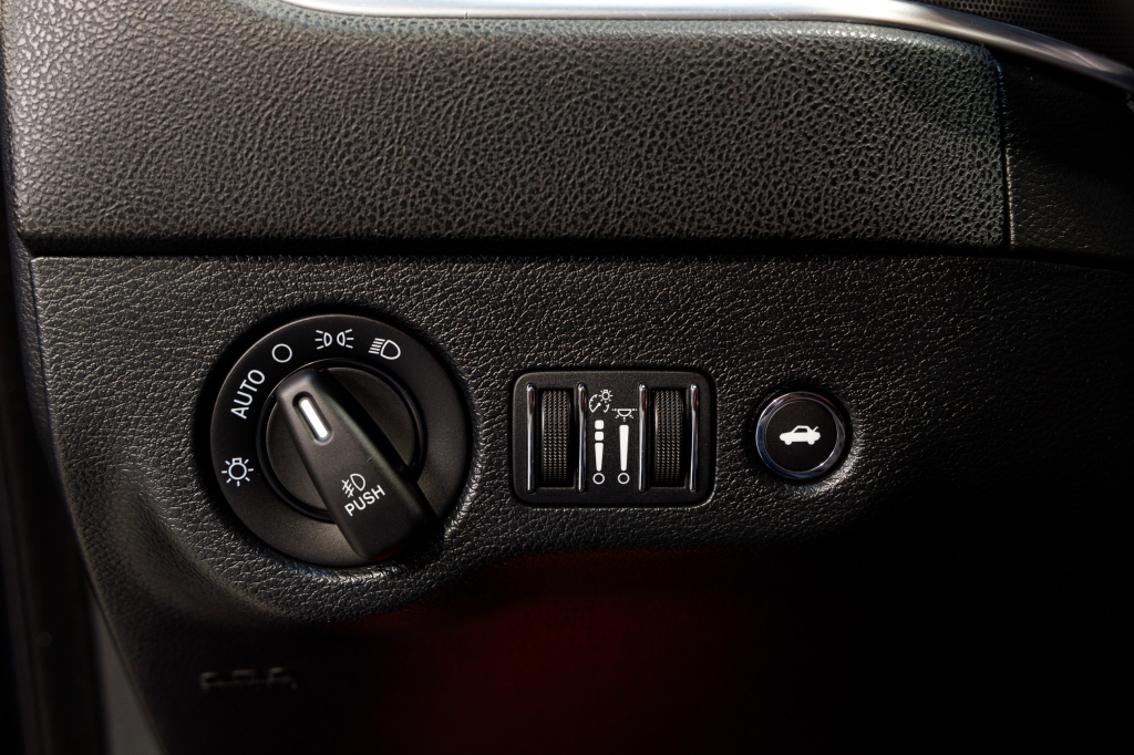 Dodge Charger RT фото 17