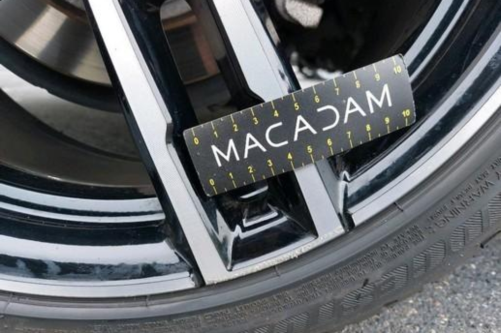 BMW 1er 2018 фото 37