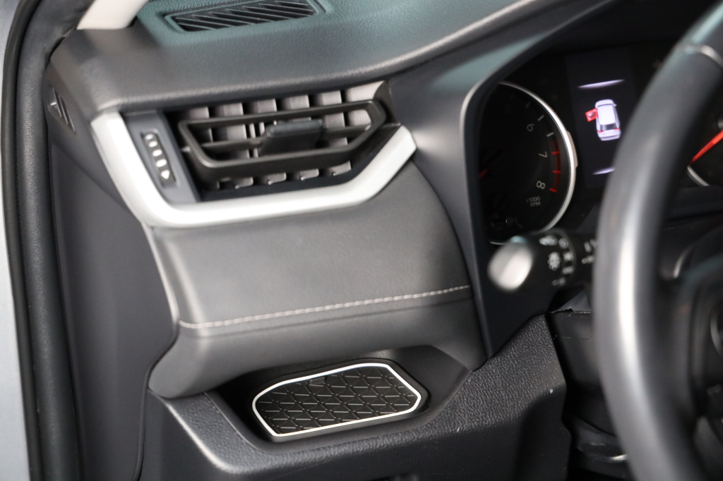 Toyota RAV4 2020 фото 37