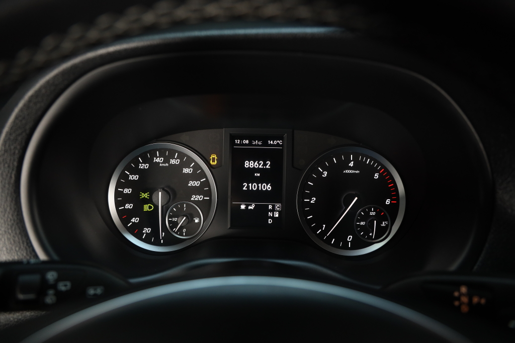 Mercedes-Benz Vito 2023 фото 28