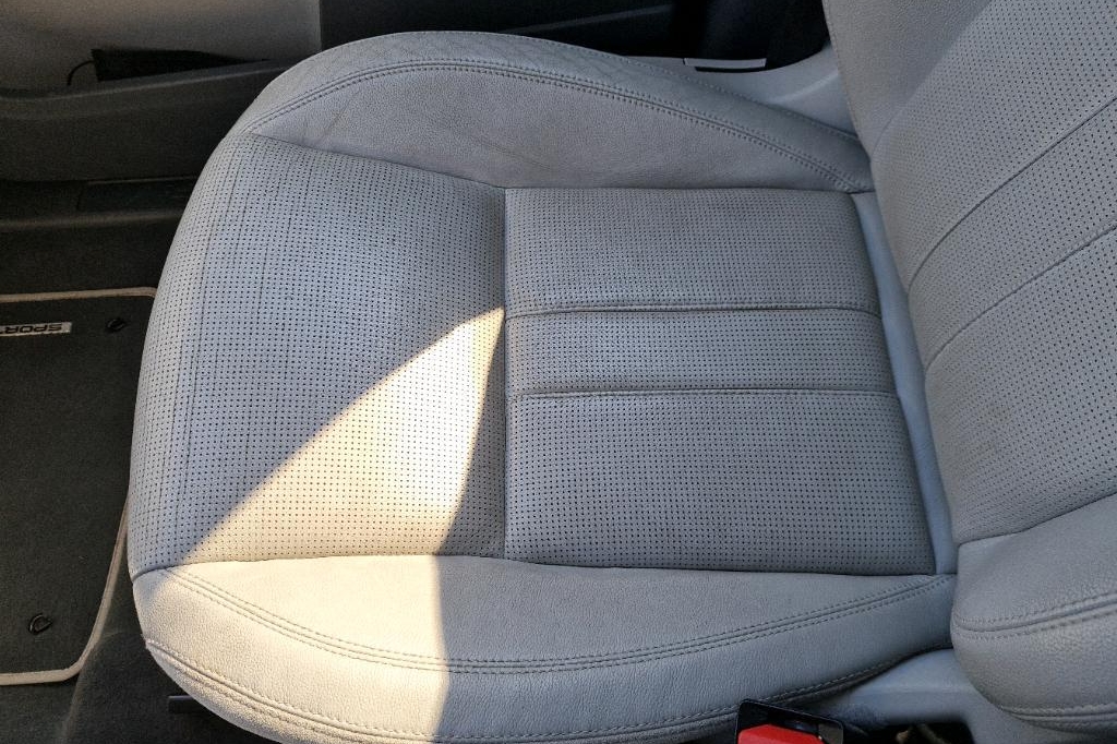 Land Rover Discovery Sport 2016 photo 14