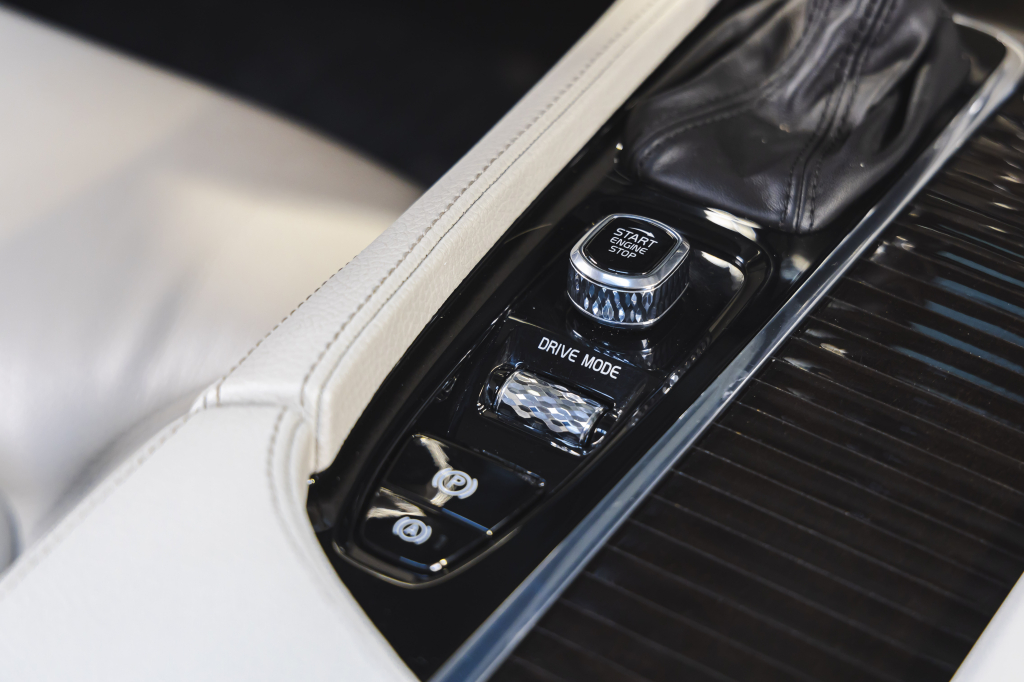 Volvo S90 2018 фото 29