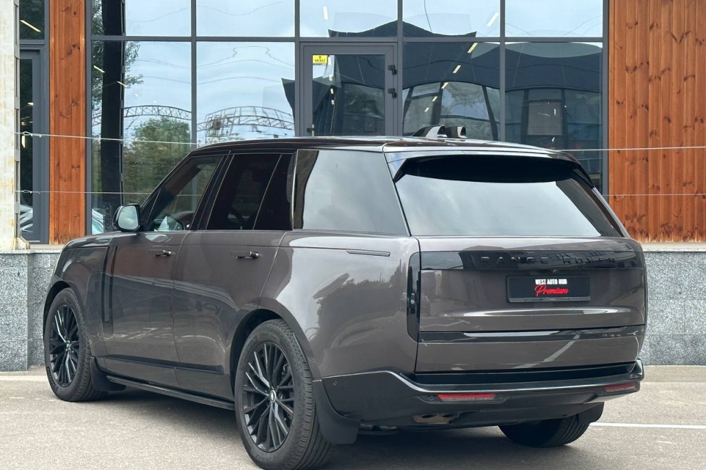 Land Rover Range Rover 3.0 D350 MHEV AWD First Edition  2023 photo 4