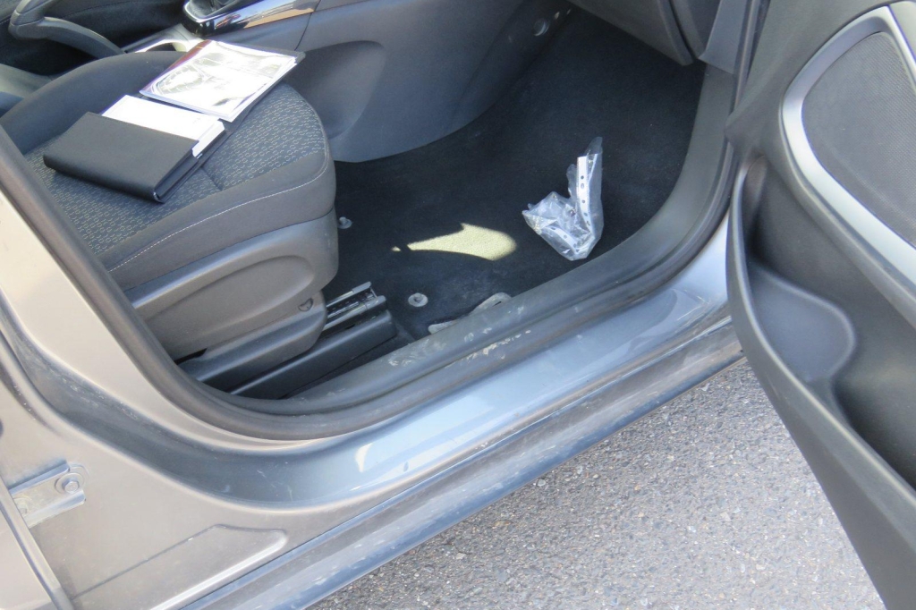 Opel Crossland X 2019 photo 35