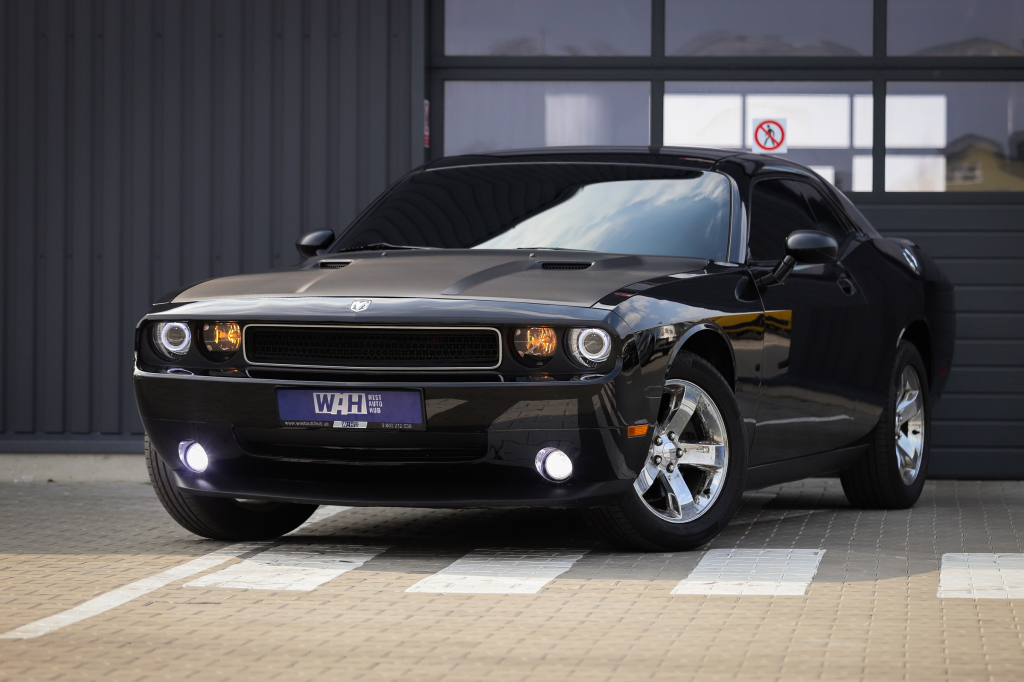 Dodge Challenger SE 2010 photo 13