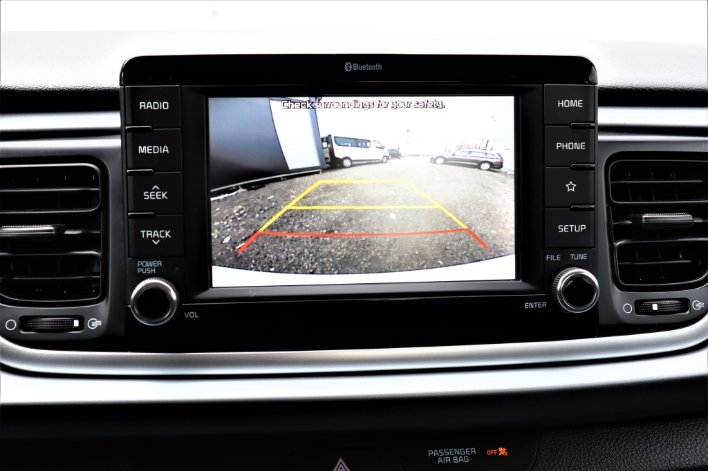 Kia Rio 2019 фото 14