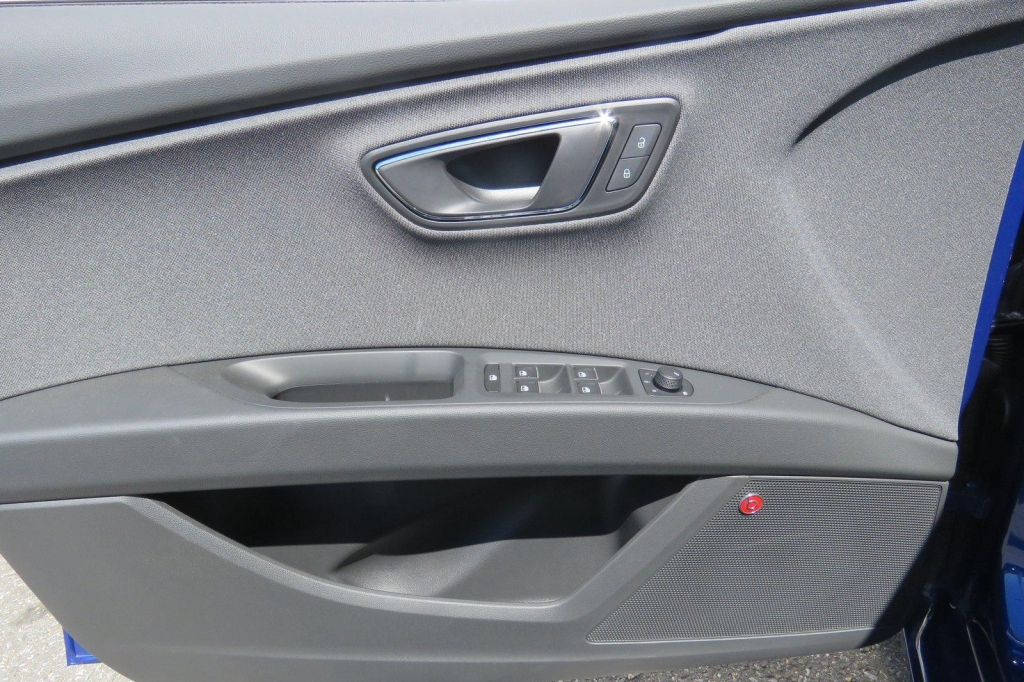 SEAT Leon ST 2020 фото 9