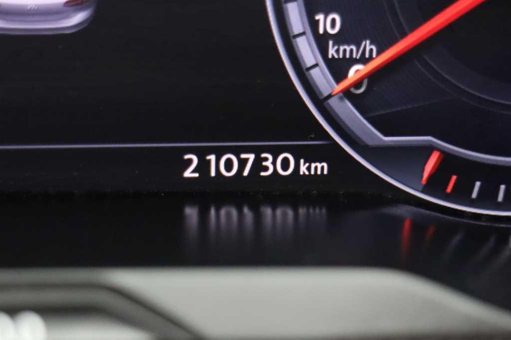 Volkswagen Passat Variant 2016 photo 2