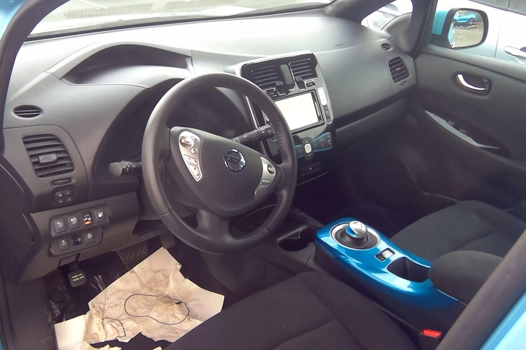 Nissan Leaf 2016 фото 4