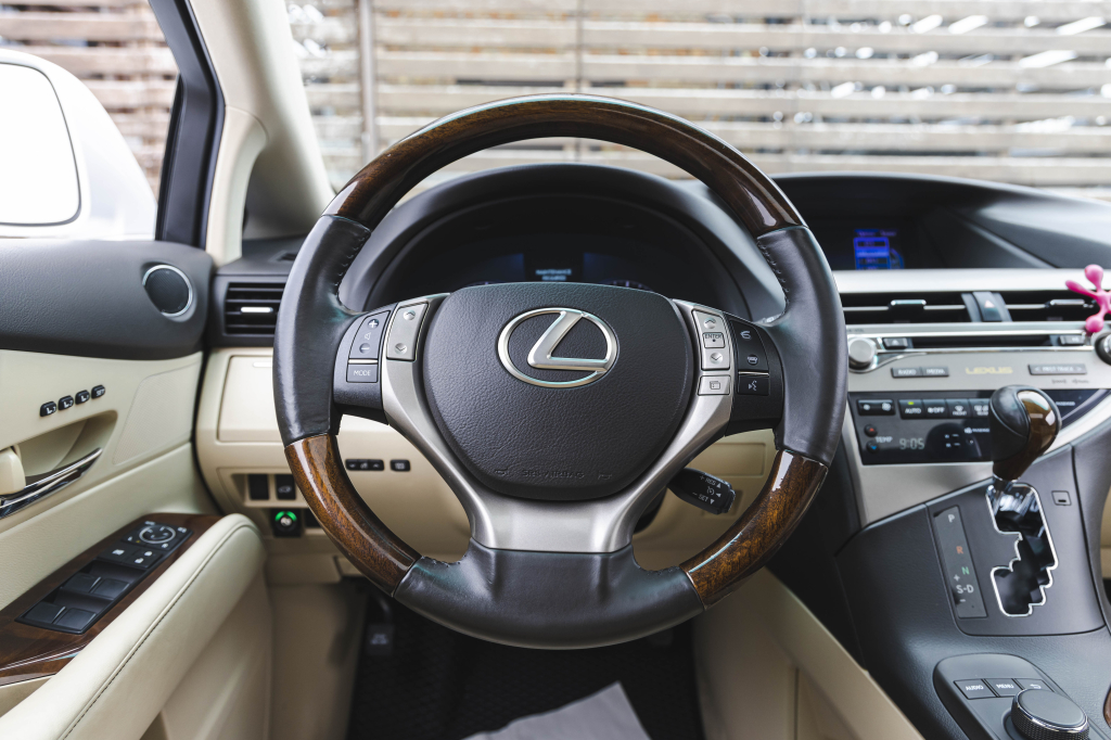 Lexus RX 350 2013 фото 25