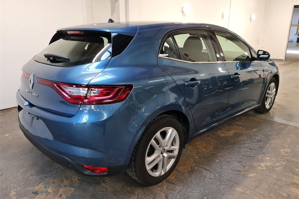 Renault Megane 2017 photo 2
