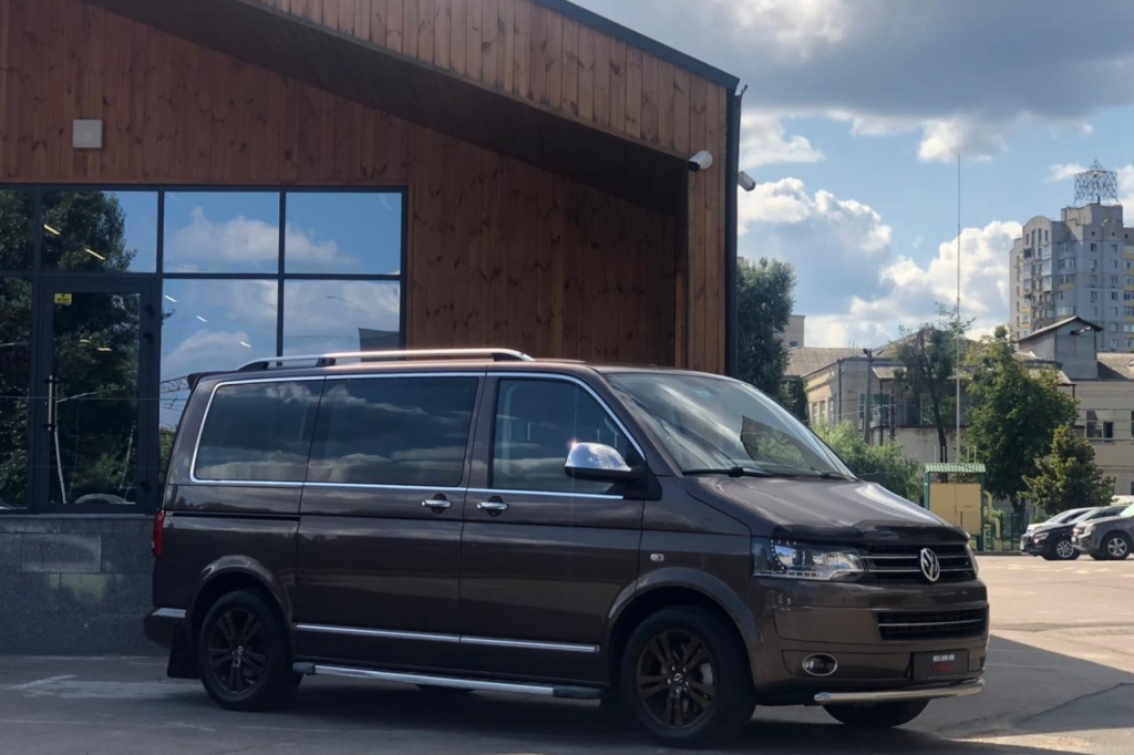 Volkswagen Multivan HIGHLINE 2011 photo 3