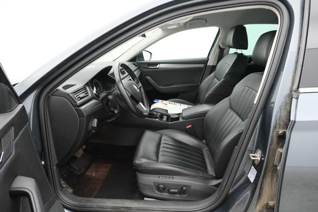 Skoda Superb 2017 photo 4