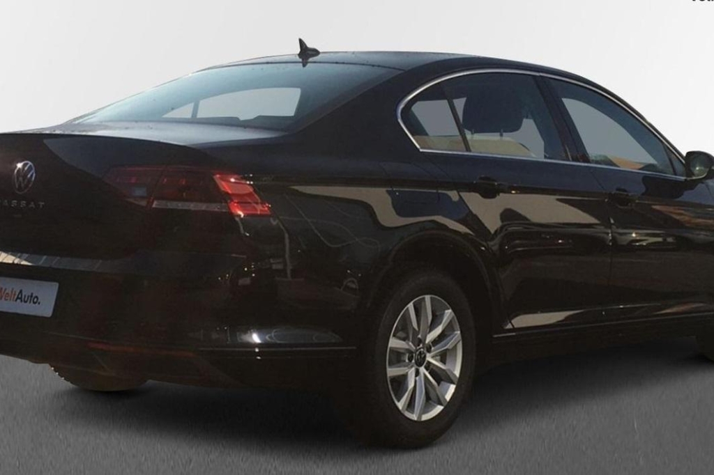 Volkswagen Passat 2021 фото 1
