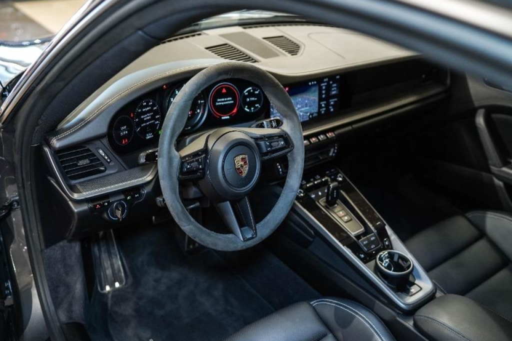 Porsche 992 2019 photo 9