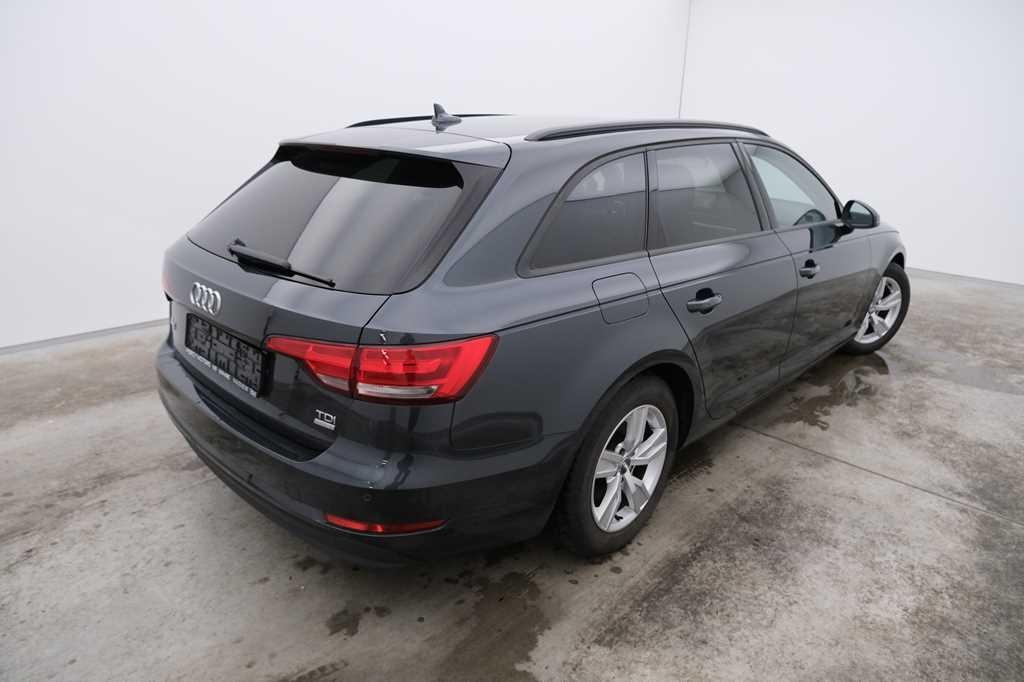 Audi A4 Avant 2017 photo 2
