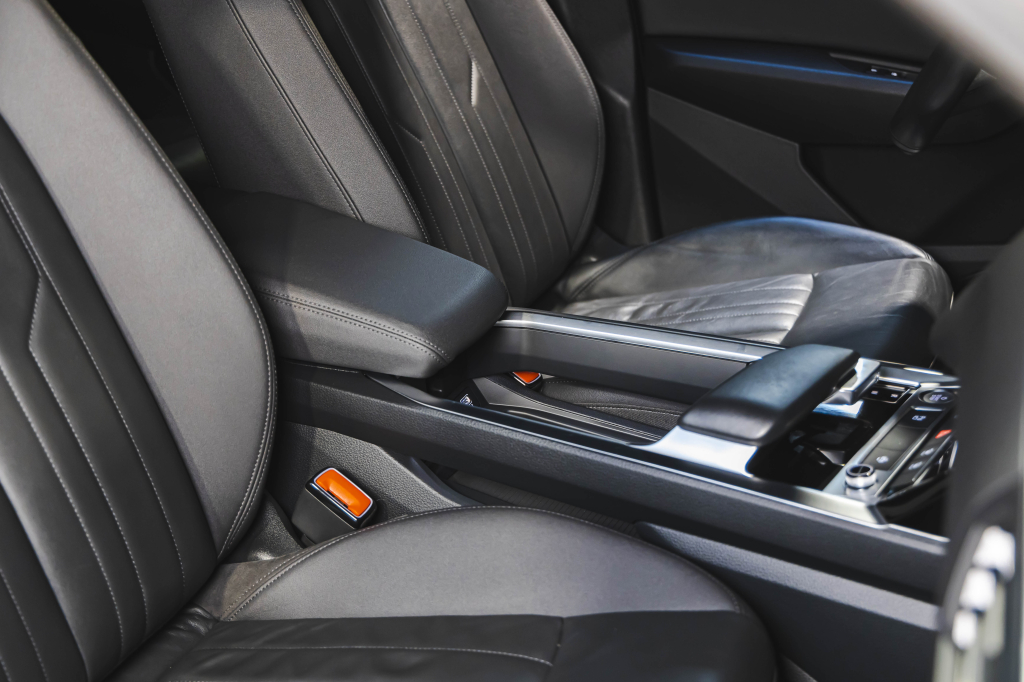 Audi e-tron 2020 фото 33