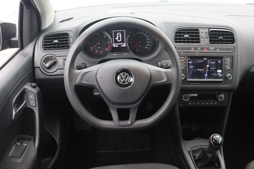 Volkswagen Polo 2016 фото 3