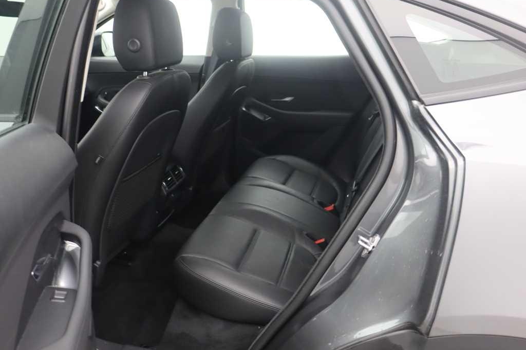 Jaguar E-Pace 2018 фото 5