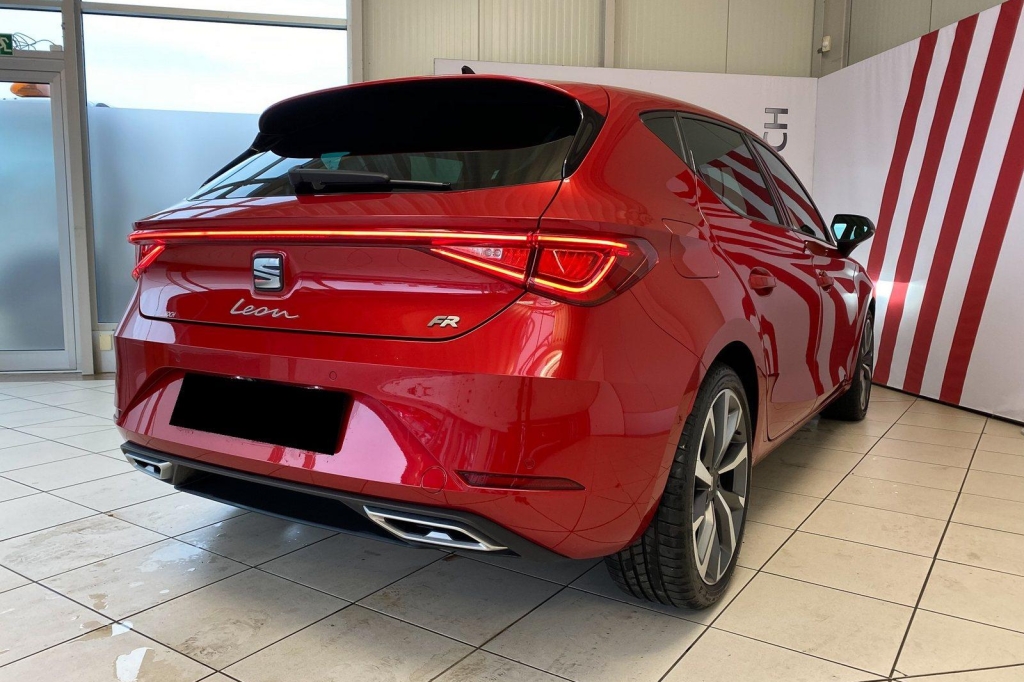 SEAT Leon FR 2020 фото 3