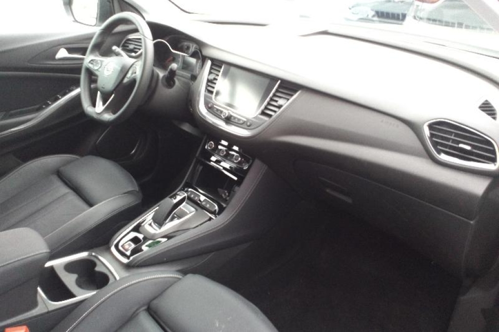 Opel Grandland X 2021 фото 4