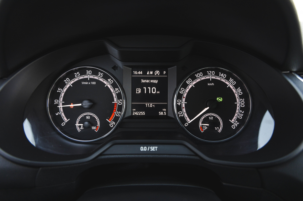 Skoda Octavia 2018 фото 21