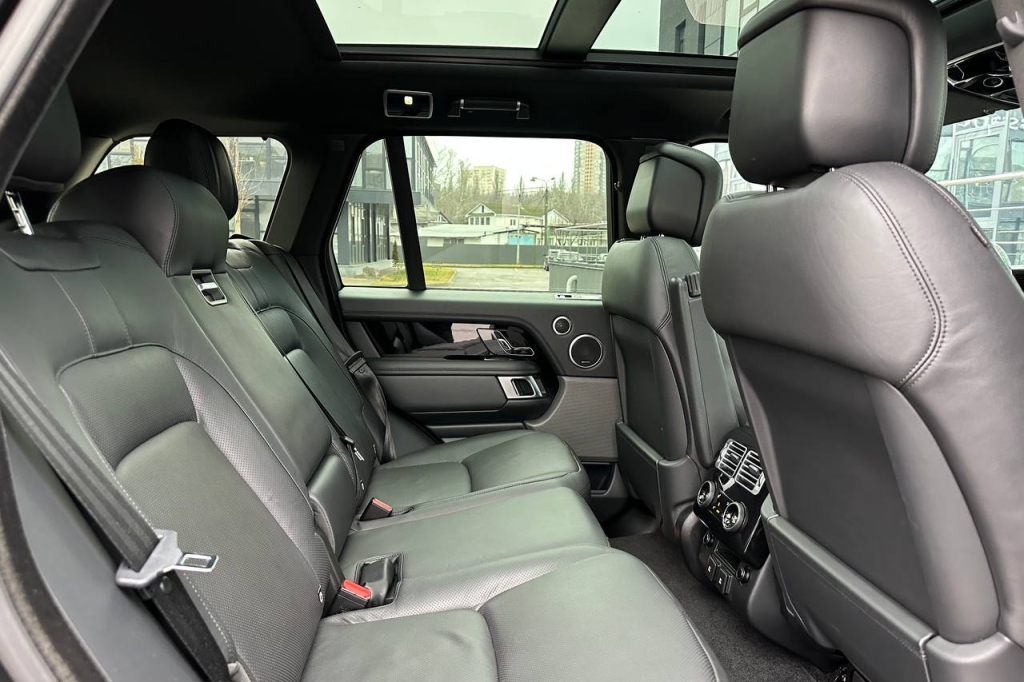 Land Rover Range Rover 4.4D 2018 фото 18
