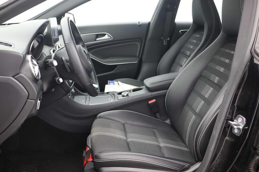 Mercedes-Benz CLA-Klasse 2018 photo 1