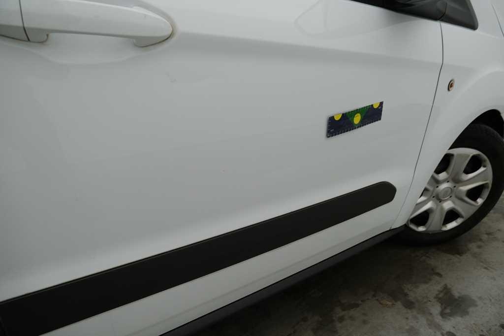 Ford Transit Courier 2016 photo 25