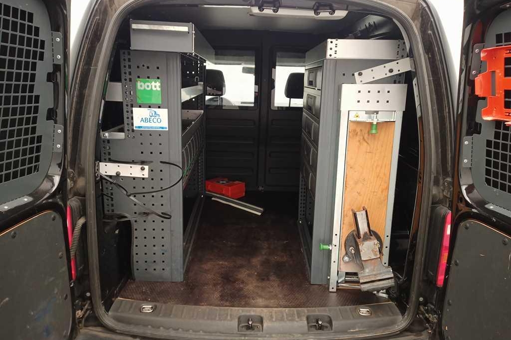 Volkswagen Caddy 2016 photo 2