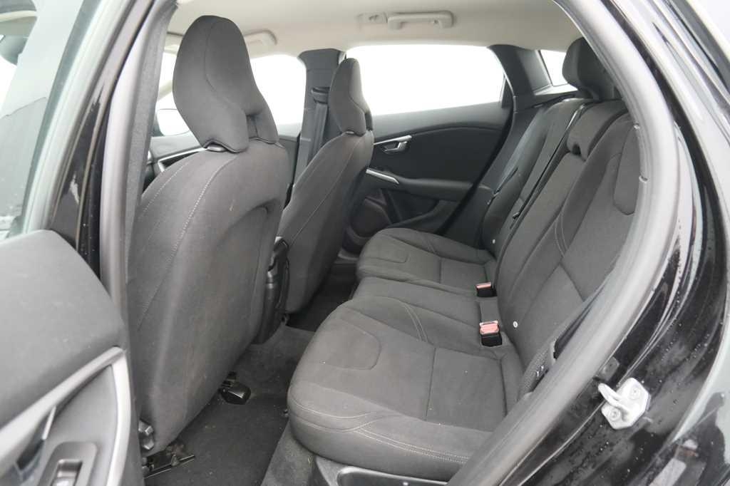 Volvo V40 2017 фото 5