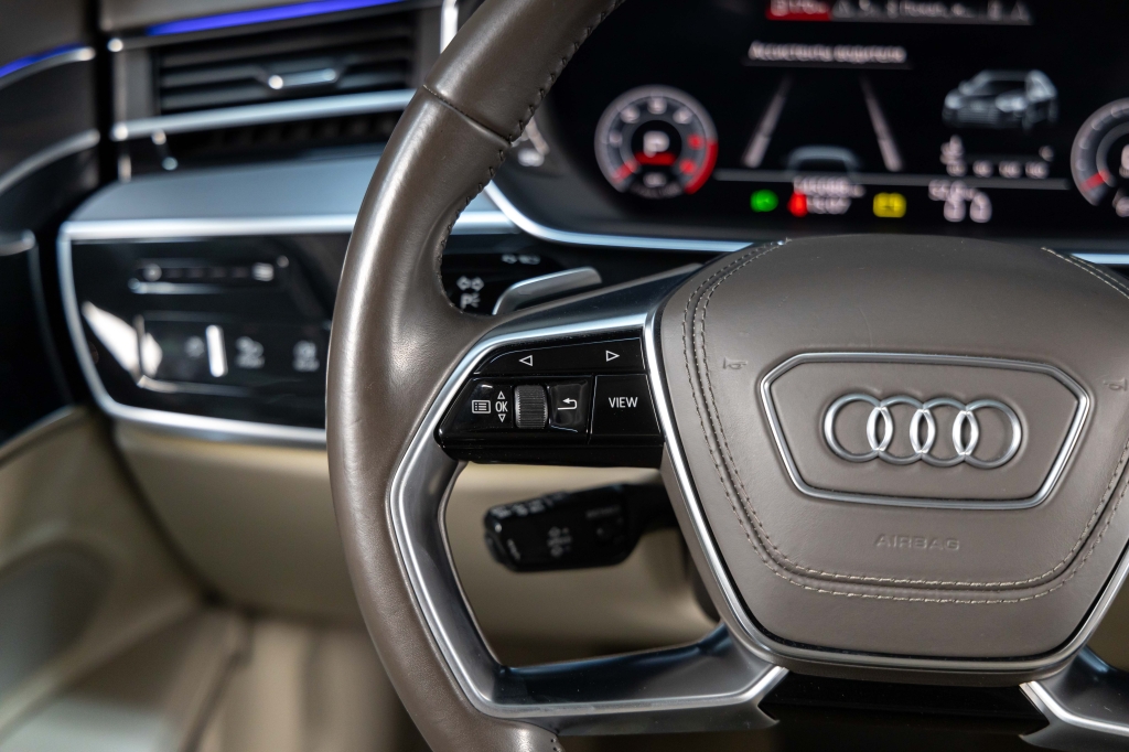 Audi A8 L 2018 фото 22