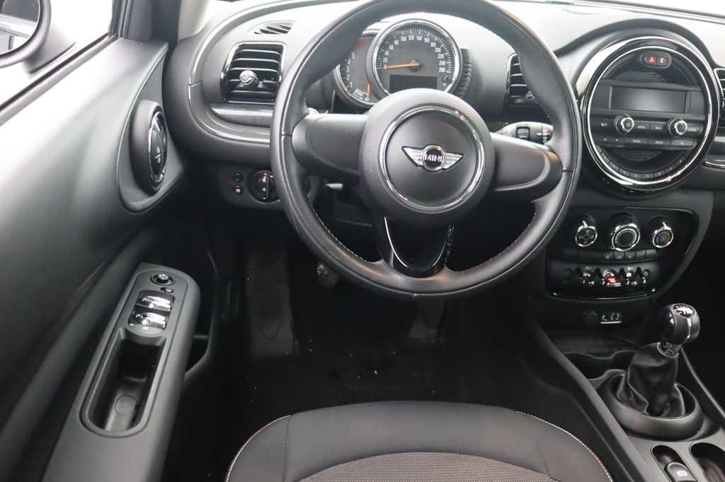 MINI Clubman 2017 фото 5