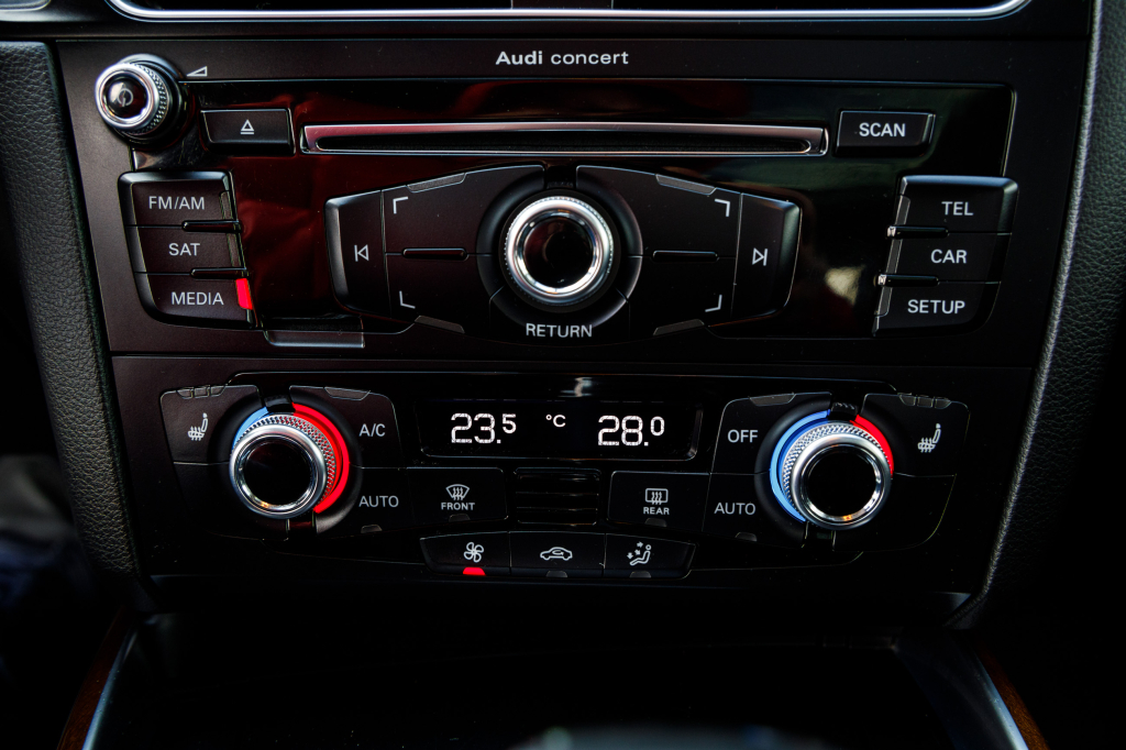 Audi Q5 2014 фото 17