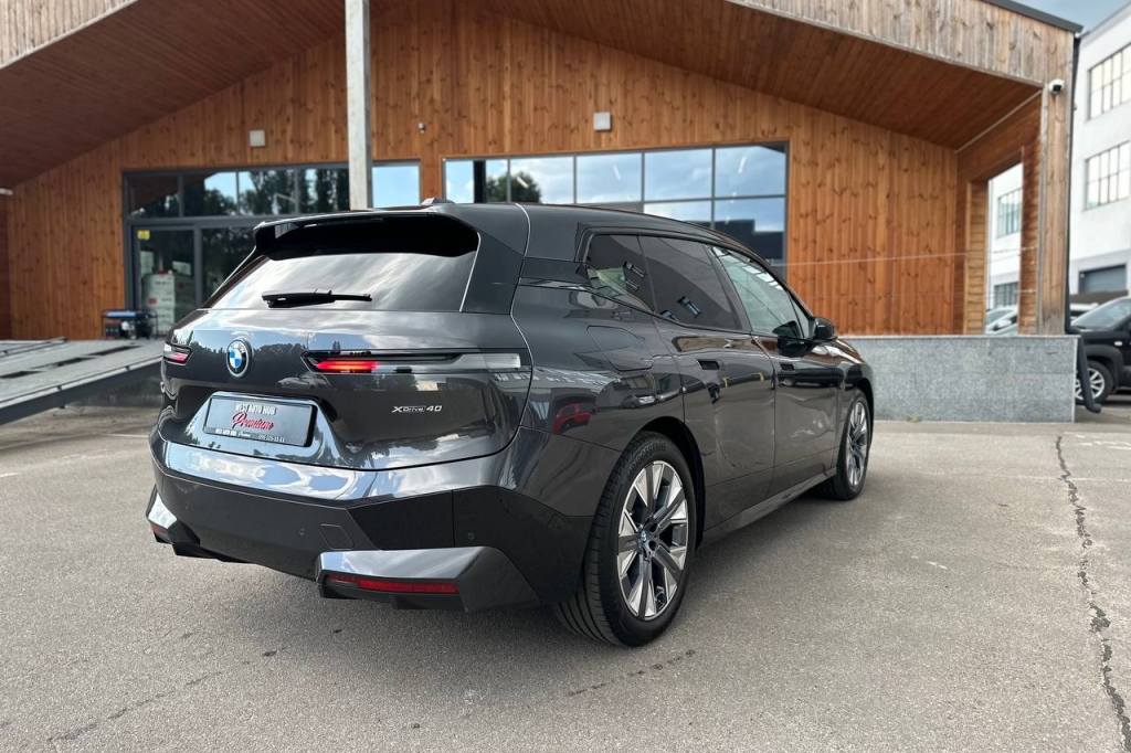 BMW iX xDrive40 2022 фото 7
