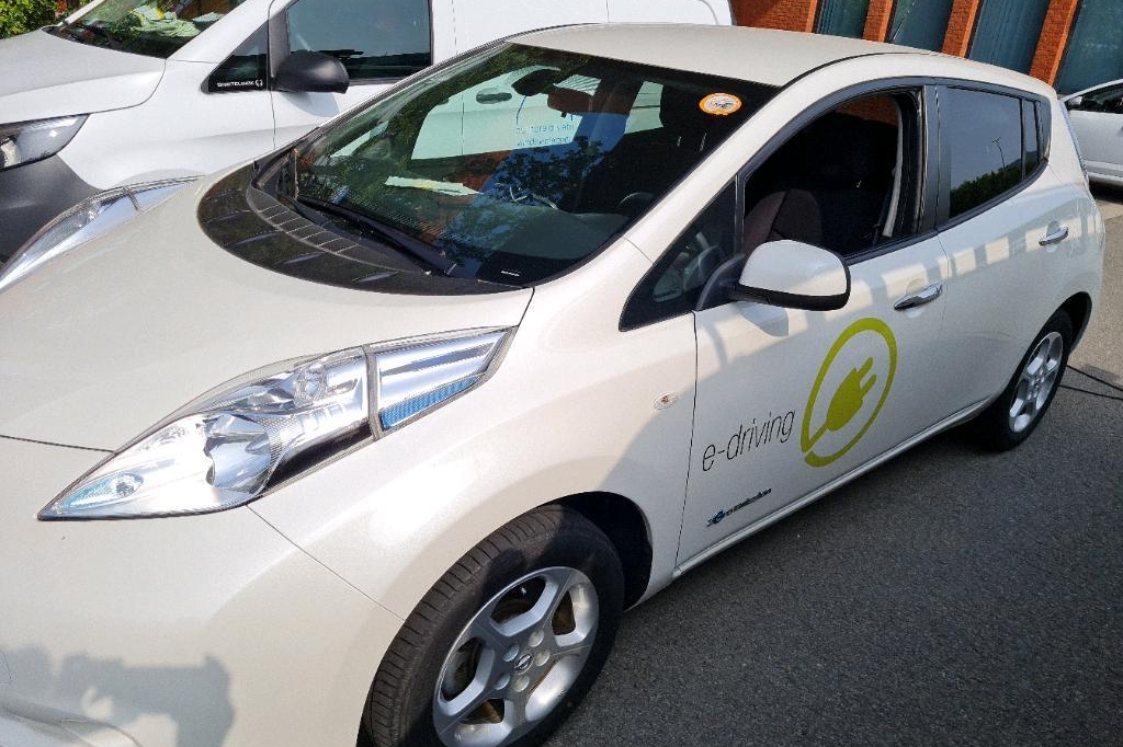 Nissan Leaf 2016 photo 9