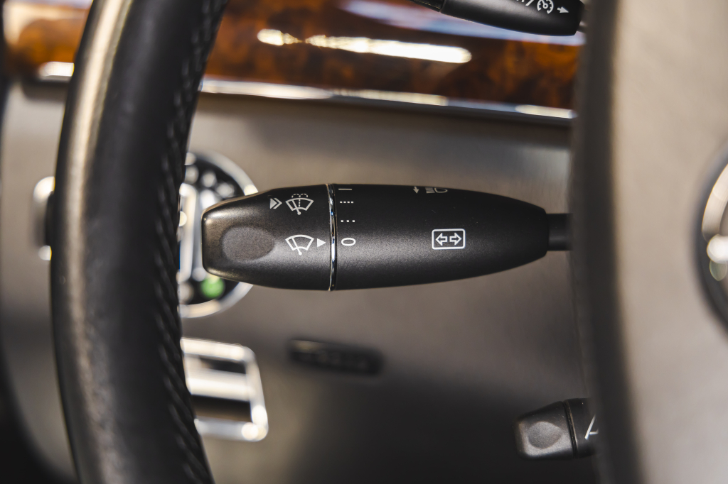 Mercedes-Benz S-Class 2011 photo 20