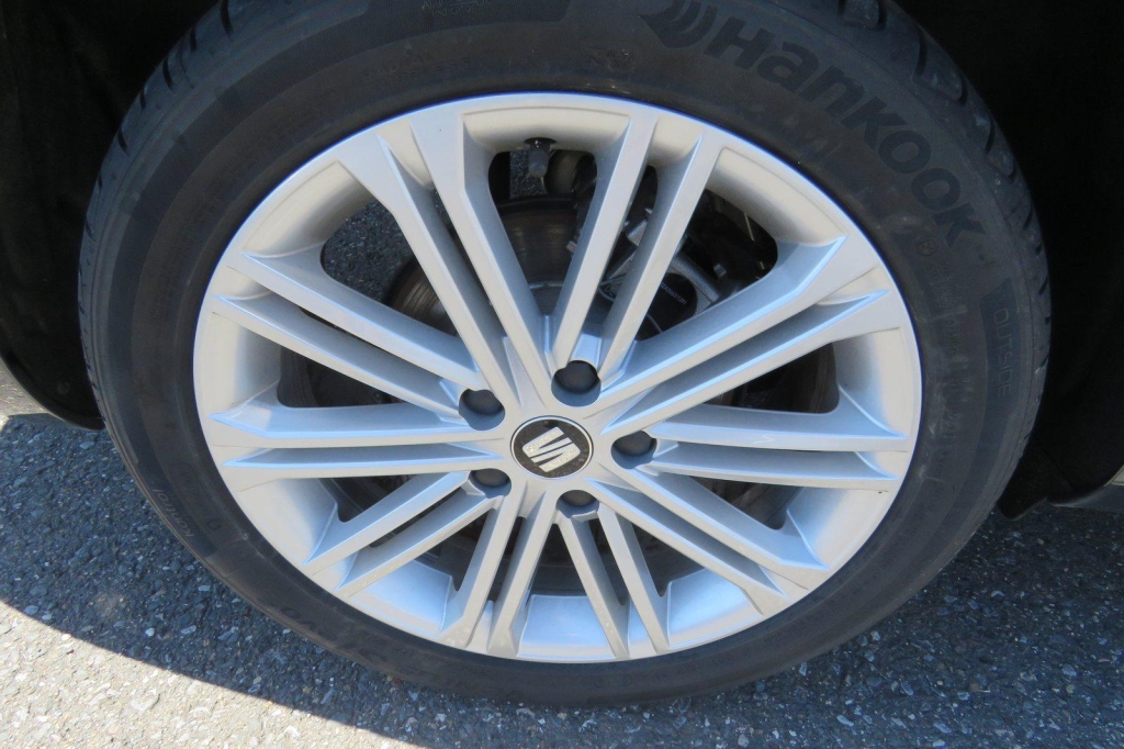 SEAT Leon ST 2019 фото 2