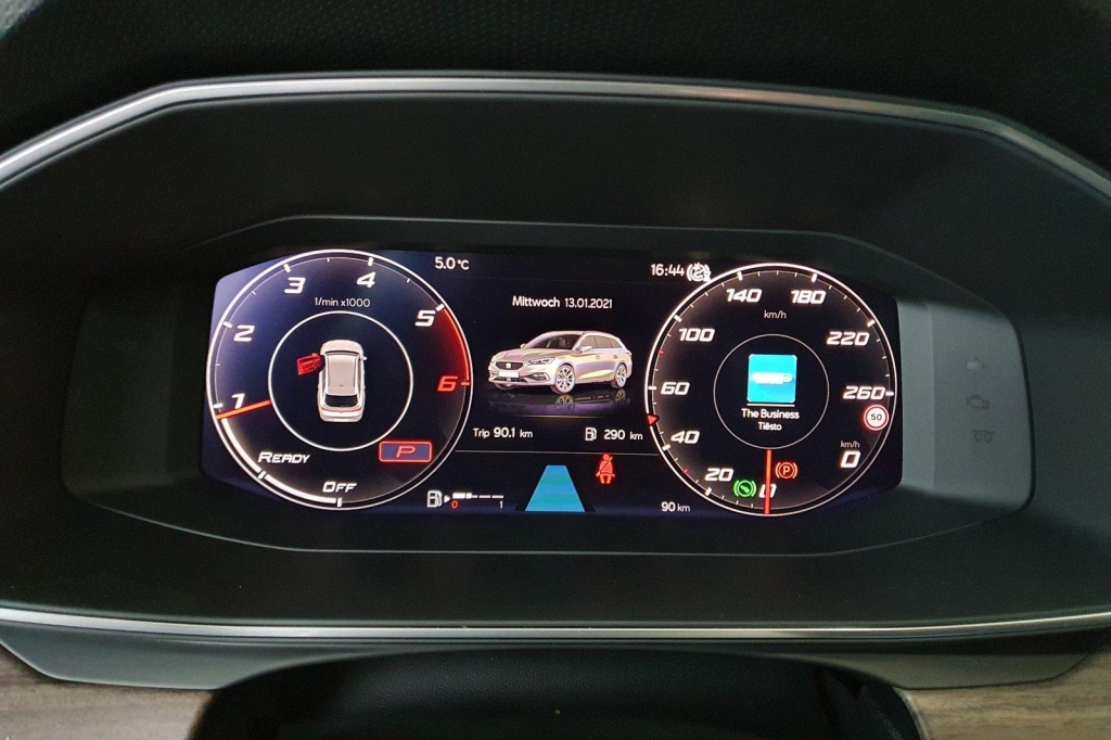 SEAT Leon ST 2020 фото 6