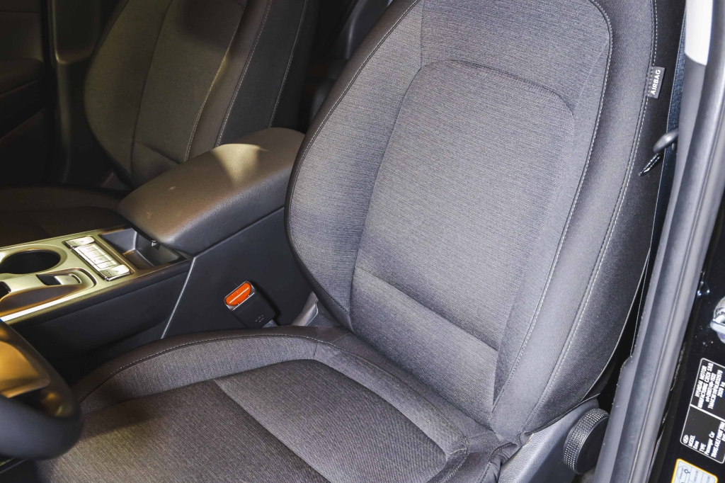 Hyundai Kona Electric 2021 фото 13